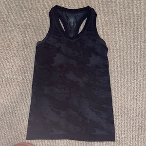 black patterned athlete tank top